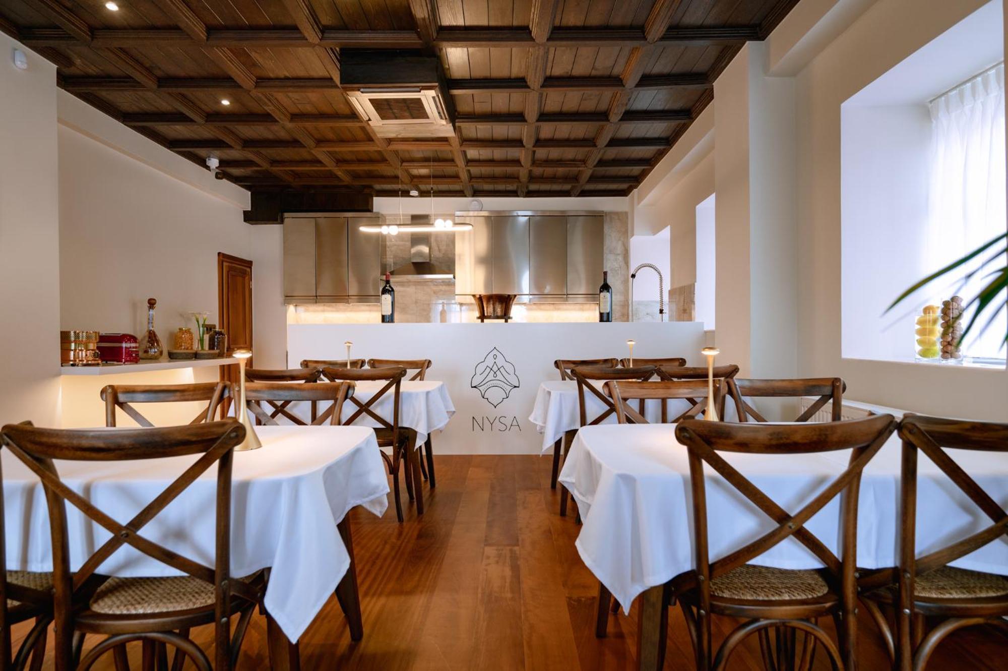 Νysa Otel Mousthéni Dış mekan fotoğraf