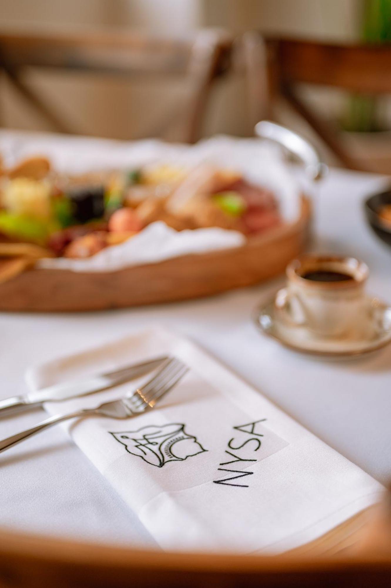 Νysa Otel Mousthéni Dış mekan fotoğraf